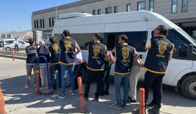 Adıyaman’da Masaj Salonlarına Fuhuş Operasyonu: 13 Gözaltı