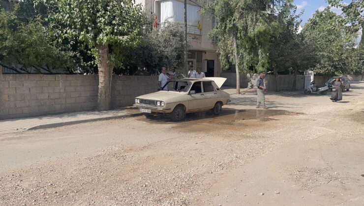 Adıyaman’da Park Halindeki Araç Alev Alev Yandı