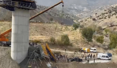 Diyarbakır Kulp’ta köprü inşaatında iş kazası: 4 işçi ölü, 1 ağır yaralı
