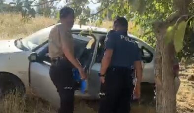 Adıyaman’da Araç Otluk Alana Girdi: 2 Yaralı, 2 Kişi Kaçtı