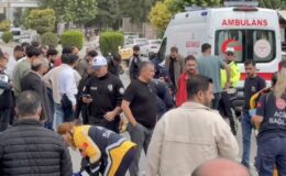 Atatürk Bulvarı’nda motosiklet yayaya çarptı: 2 yaralı