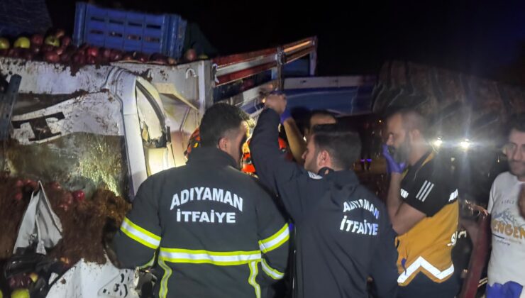Adıyaman’da kamyonet ile traktör çarpıştı: 1 ölü, 1 yaralı